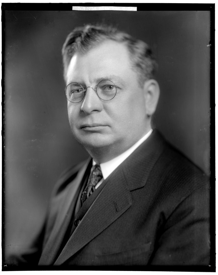SHAW, G.L. HONORABLE LCCN2016860950