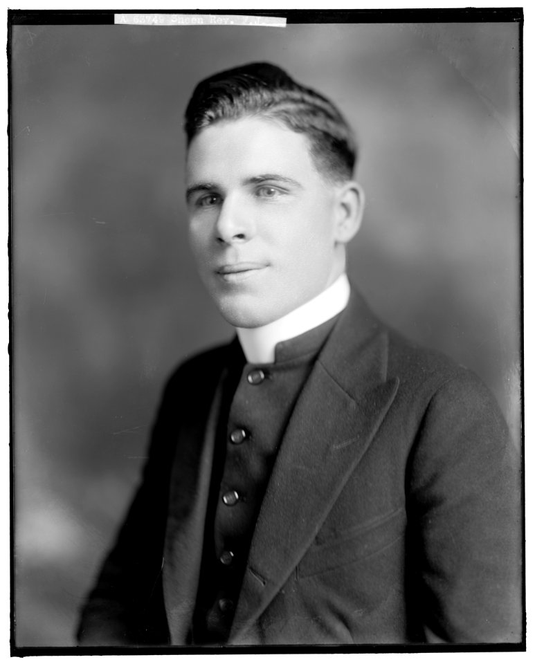 SHEEN, F.J. REVEREND LCCN2016860626