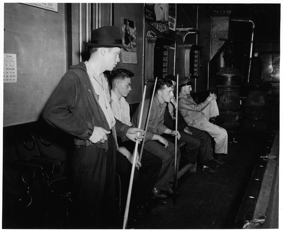 Shelby County, Iowa. Commercialized entertainment in the village is confined to the movie house, whi . . . - NARA - 522390