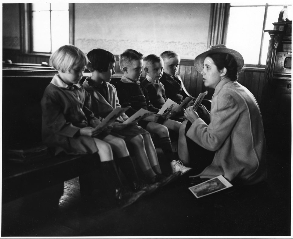 Shelby County, Iowa. The general attitude in this community about education is that every child shou . . . - NARA - 522401