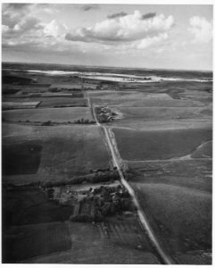 Shelby County, Iowa. This is the land that supports the people in Irwin - some of the best land in . . . - NARA - 522303