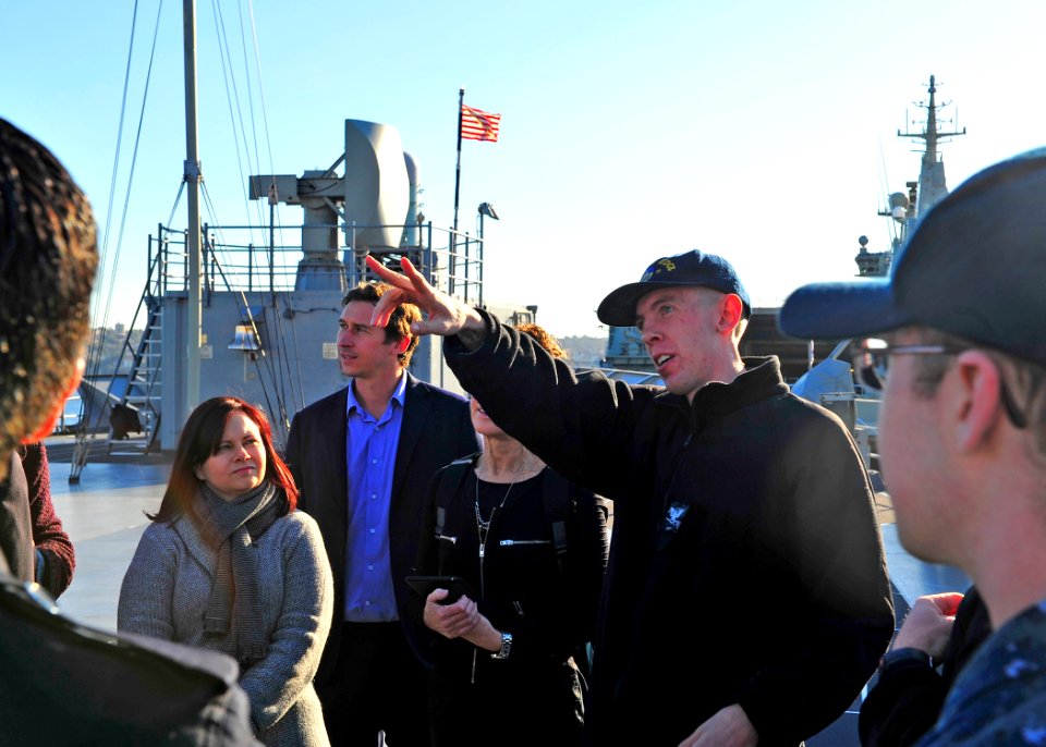 Ship tour 150707-N-TV402-033