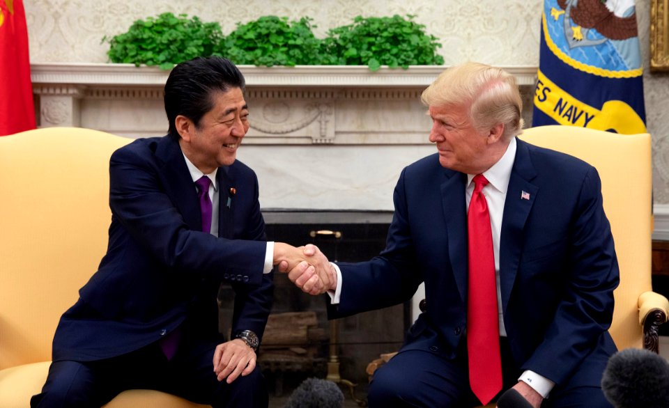 Shinzō Abe and Donald Trump in the Oval Office 2018