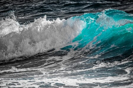 Sea foam spray photo