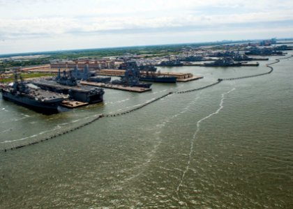 Ships are moored in Norfolk. (8692408575)