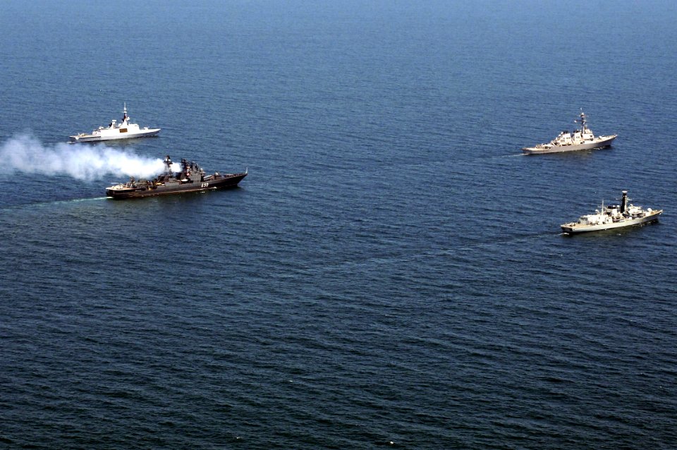 Ships at sea for FRUKUS DVIDS103188