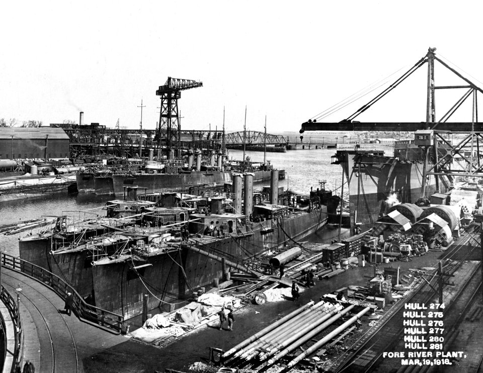Ships fitting out at the Fore River Shipyard, Quincy, Massachusetts (USA), 19 March 1918 (NH 43022)