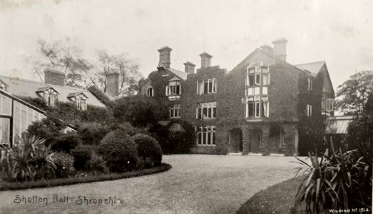 Shotton Hall Shropshire (2)