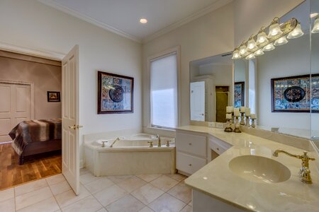 Apartment house bathtub photo