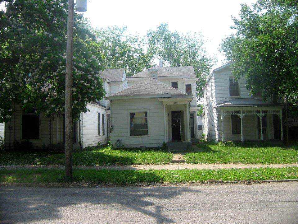 Shotgun houses on S 5th St