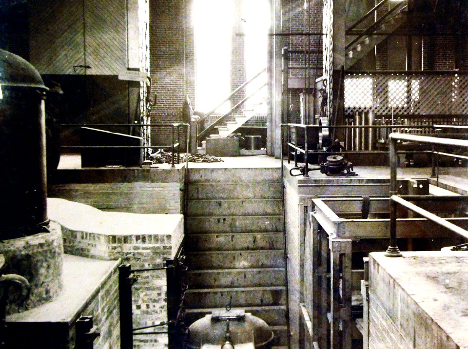 Shrinking pit, Naval Gun Factory, Washington Navy Yard, Washington D.C. (25382834450)
