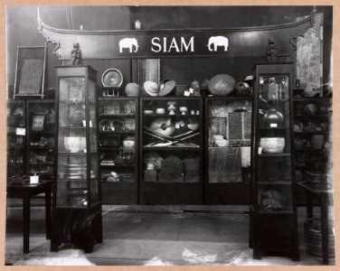 Siam exhibit at the World's Fair, St. Louis, Missouri LCCN2017650845