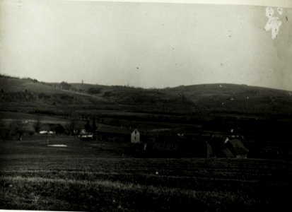 Sicht vom Abhang östlich Wolica gegen Südosten. (BildID 15591909)
