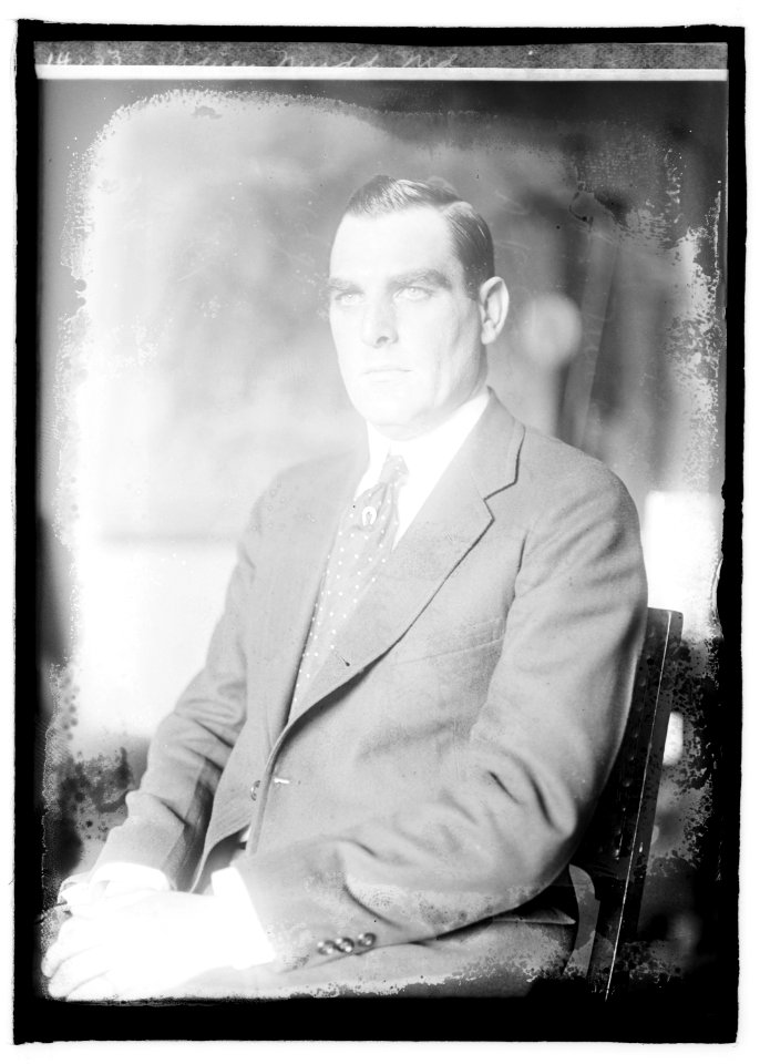 Sidney Mudd, Md. LCCN2016845361