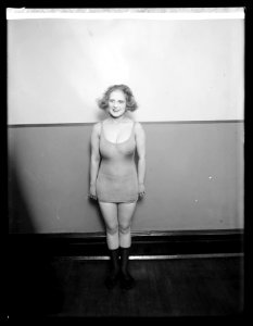 Sidney Lust girls LCCN2016851615