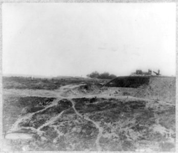 Siege of Yorktown, Va.- Confederate fortifications LCCN2002697958