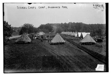 Signal Corps camp, Monmouth Park LCCN2014704859