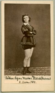 Signe Hebbe, rollporträtt - SMV - H4 012