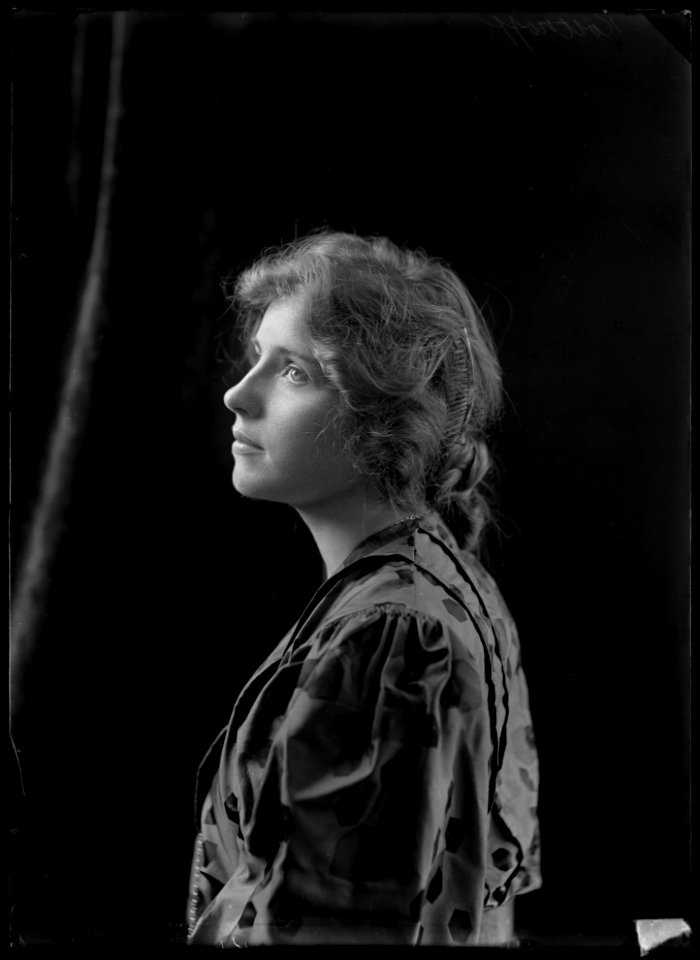 Signe Kolthoff, actor, undated portrait - SMV - GK052