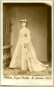 Signe Hebbe, porträtt - SMV - H4 001