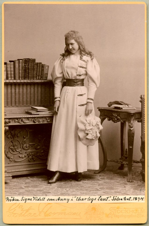 Signe Widell, rollporträtt - SMV - H9 043