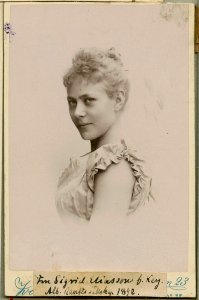 Sigrid Eliason, porträtt - SMV - H2 135