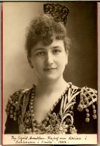 Sigrid Arnoldson, rollporträtt - SMV - H1 092