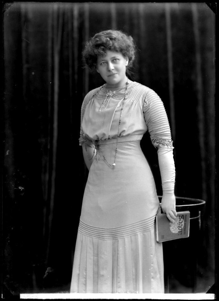 Sigrid Deurell, porträtt - SMV - GD012