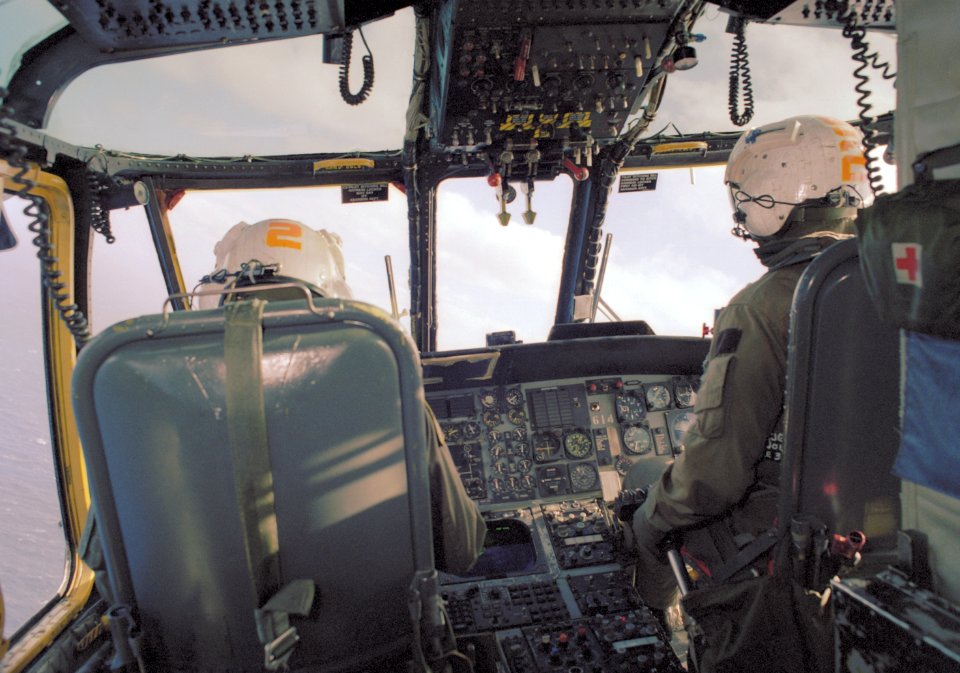 Sikorsky SH-3H Sea King cockpit 1987