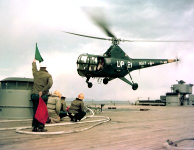 Sikorsky HO3S-1 of HU-1 takes off from USS New Jersey (BB-62) off Korea on 14 April 1953 (80-G-K-16320)
