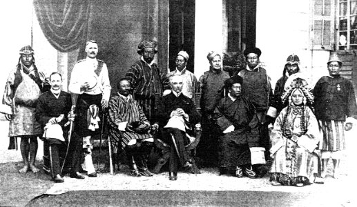 Sikhim and Bhutan - Group at Hastings House, Calcutta, 1906