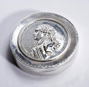 Silverdosa, von Buxhoeveden (privat ägo) - Livrustkammaren - 85253