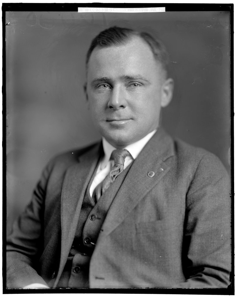 SIMMONS, ROBERT. HONORABLE LCCN2016861969