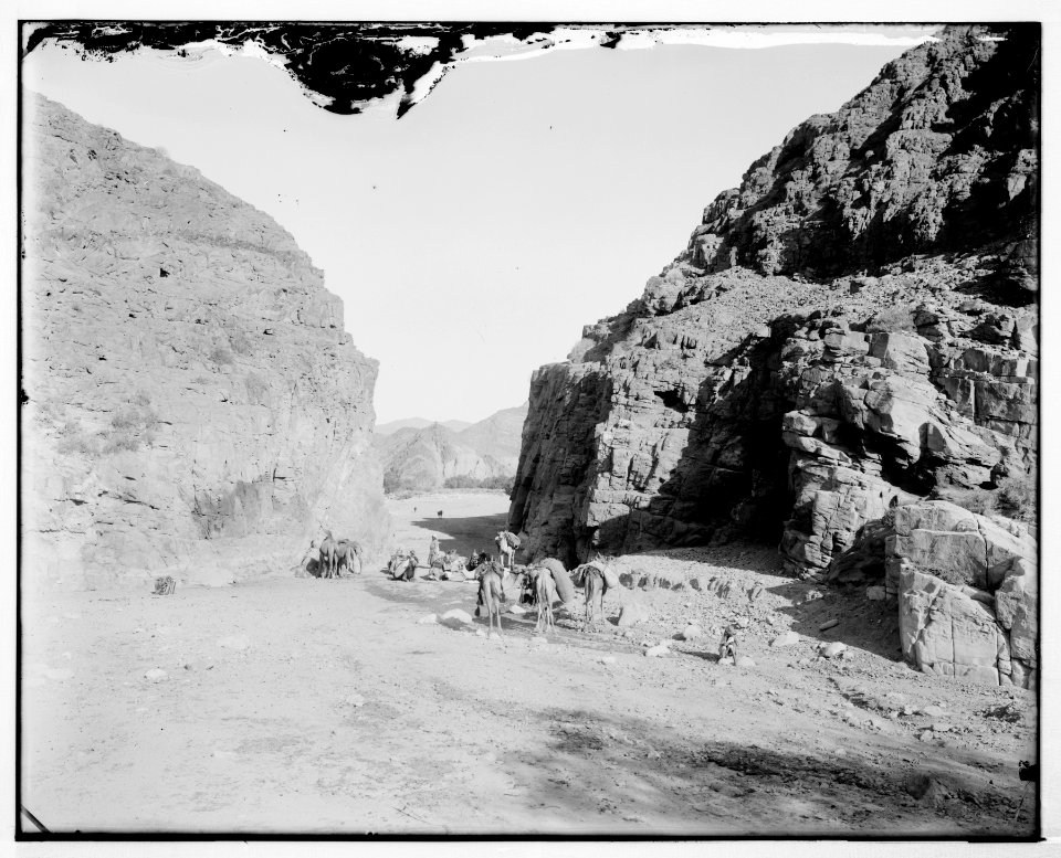 Sinai. Natural gateway of el-Buweib. LOC matpc.07233