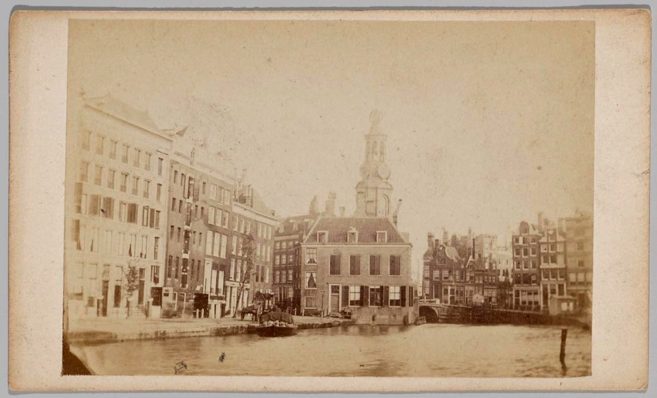 Singel gezien naar de Munt Afmetingen carte-de-visite 63x106 mm Aangeschaft op 21 oktober 1870 10003 25644