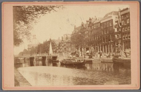 Singel gezien in noordelijke richting naar de Lijnbaansbrug, gebouwd in 1883