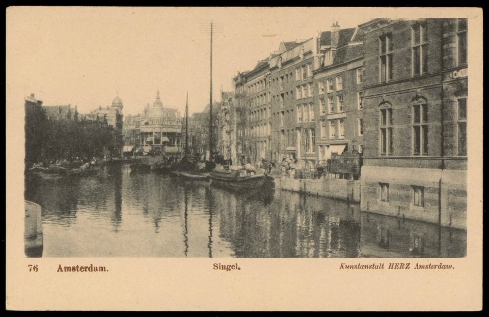 Singel gezien naar Koningsplein. Oneven zijde. Uitgave Kunstanstalt HERZ, Amsterdam, Afb PBKD00284000017