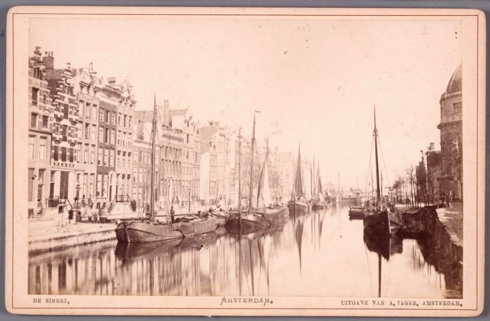 Singel tussen Roomolenstraat en Korsjespoortsteeg Rechts de Ronde Lutherse Kerk gedeeltelijk 010005001265