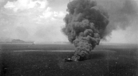 Sinking Japanese ship at Truk Lagoon 1944