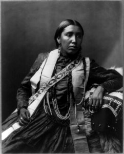 Sioux Indians- Susan Frost LCCN2004677364