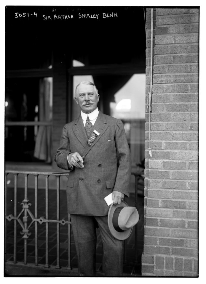 Sir Arthur Shirley Benn LCCN2014709729