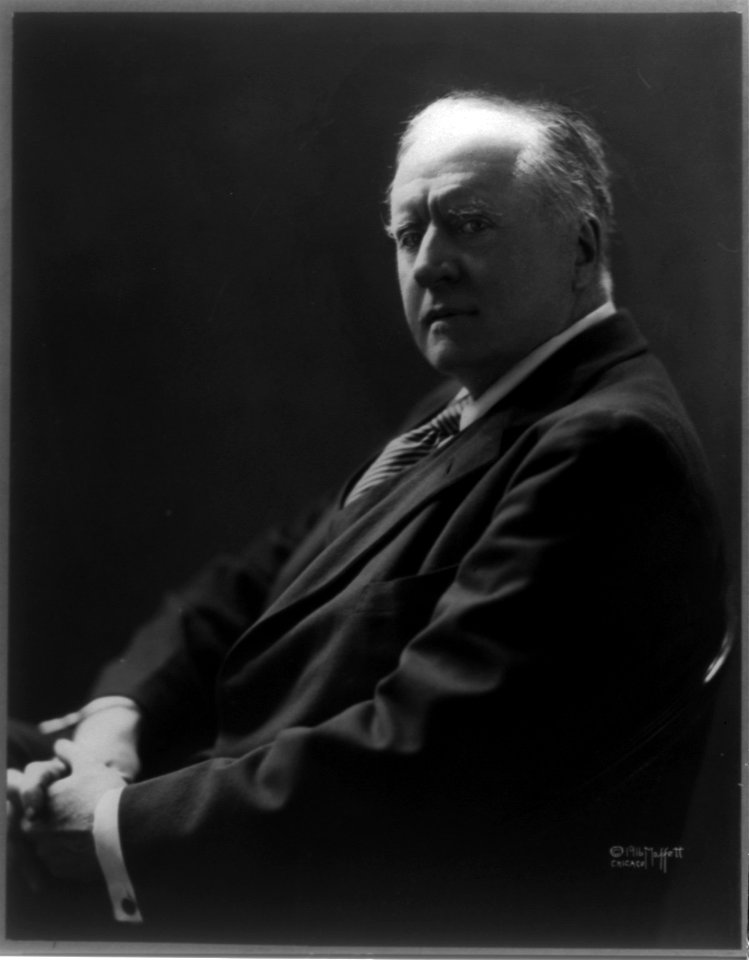 Sir Herbert Beerbohm Tree, 1853-1917 LCCN2002713480