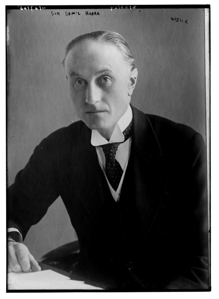 Sir Sam'l (Samuel) Hoare LCCN2014716989