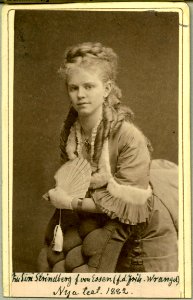 Siri Strindberg, porträtt - SMV - H8 044