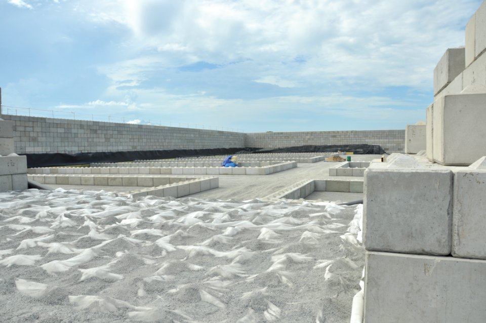 Site construction at the Environmental Remediation of Dioxin Contamination at Danang Airport (8681116072)
