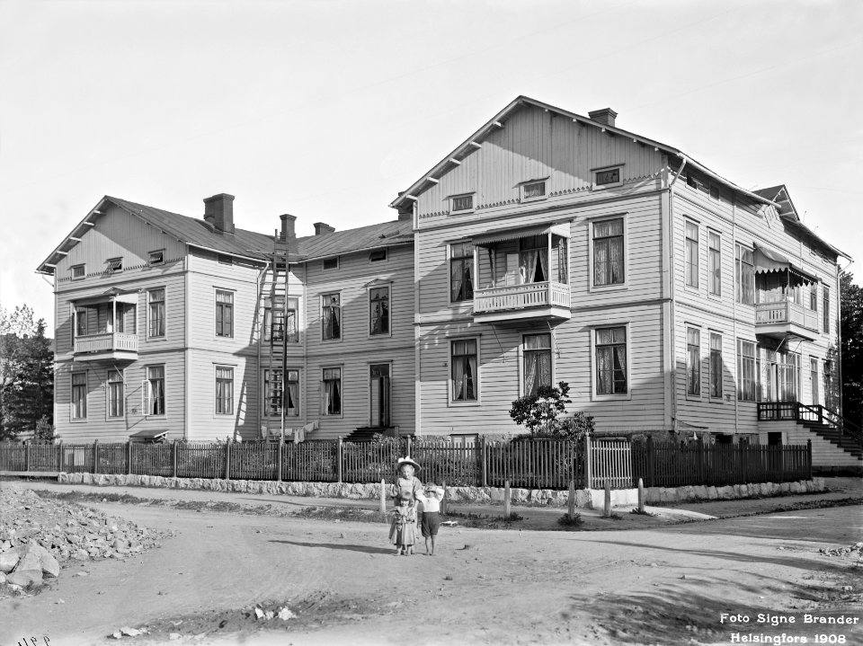 Sirkuskatu 8 Nykyinen Paasivuoren puistikko - N291 (hkm.HKMS000005-00000103)