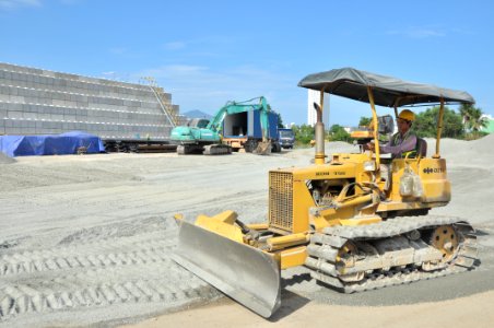 Site construction at the Environmental Remediation of Dioxin Contamination at Danang Airport (8679966511)