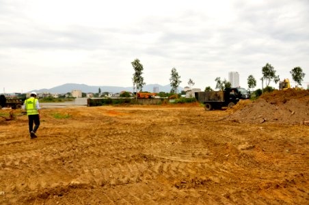 Site Preparation for Environmental Remediation of Dioxin Contamination at Danang Airport (8412061423)