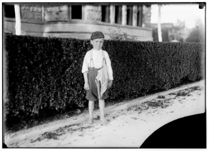 Six year old newsboy. Raymond Miller. Many of these here ranging from five to ten years old. LOC nclc.05526