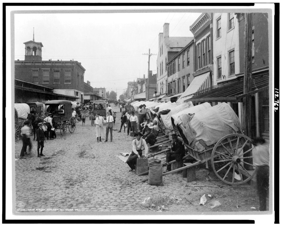 Sixth Street market, Richmond, Va. LCCN95502370